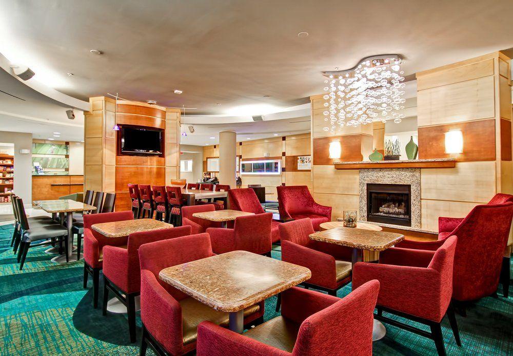Springhill Suites Erie Kearsarge Экстерьер фото