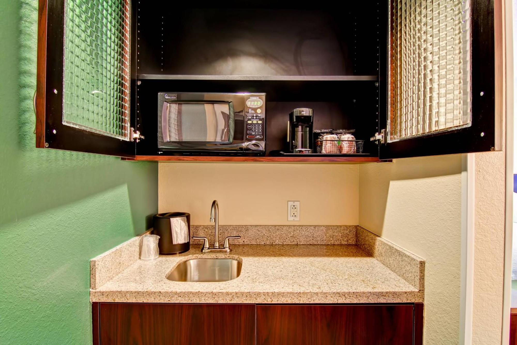 Springhill Suites Erie Kearsarge Экстерьер фото